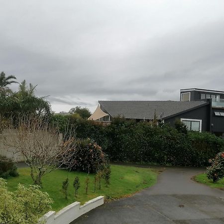 Centre Takapuna 2 Beds & Garage & Netflix オークランド エクステリア 写真